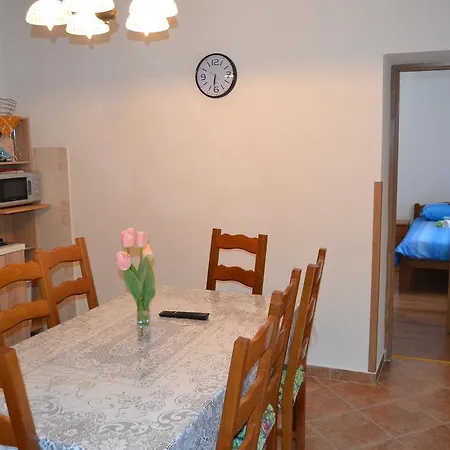 Apartament Jakov